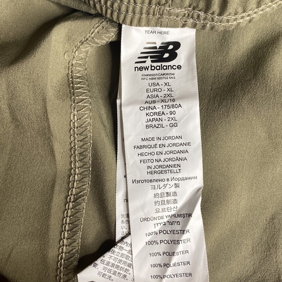 NWT NEW BALANCE CORE 5 IN WOVEN SHORTS SIZE XL - Picture 6 of 6